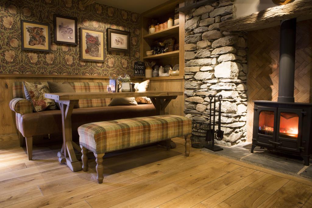 The Queen'S Head Hotel Troutbeck  ภายนอก รูปภาพ