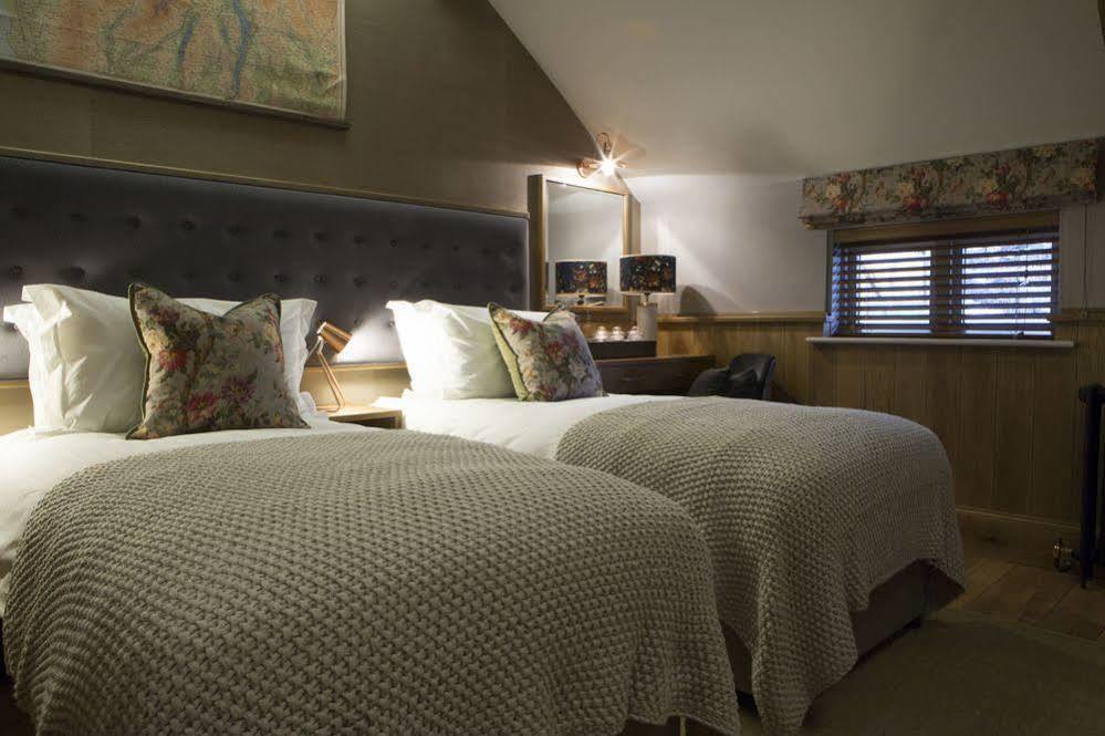 The Queen'S Head Hotel Troutbeck  ภายนอก รูปภาพ